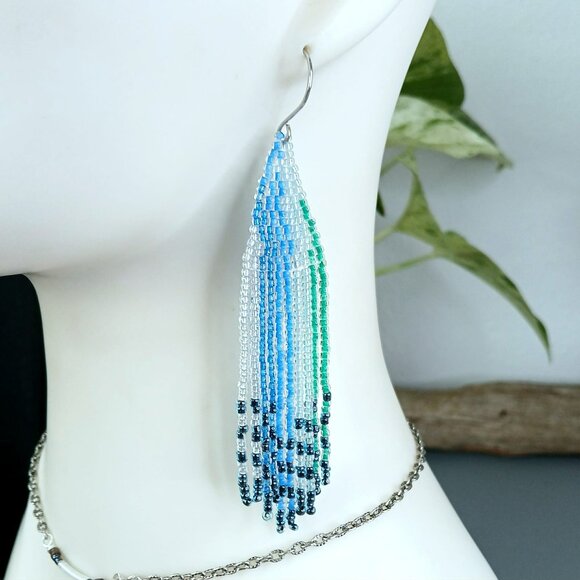 Boho Chic Beaded Fringe Cascade Shoulder Duster Dangle Earrings 4" - Picture 1 of 9